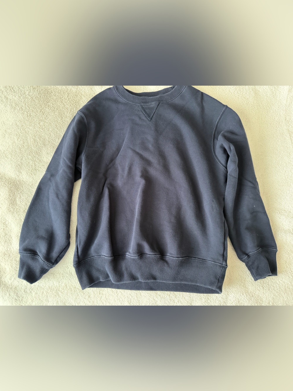 Uniqlo boy's navy Crewneck Sweater - size 7/8